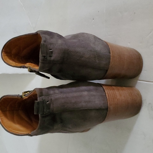 Alberto Fermani Anzio Gray Suede Ankle Boot Size 7 - Picture 4 of 10